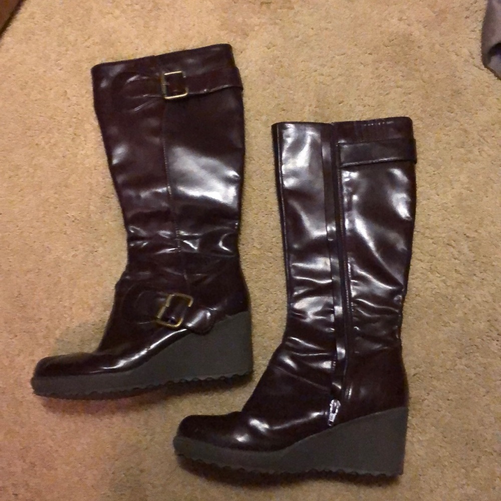 Dark red zip up boots